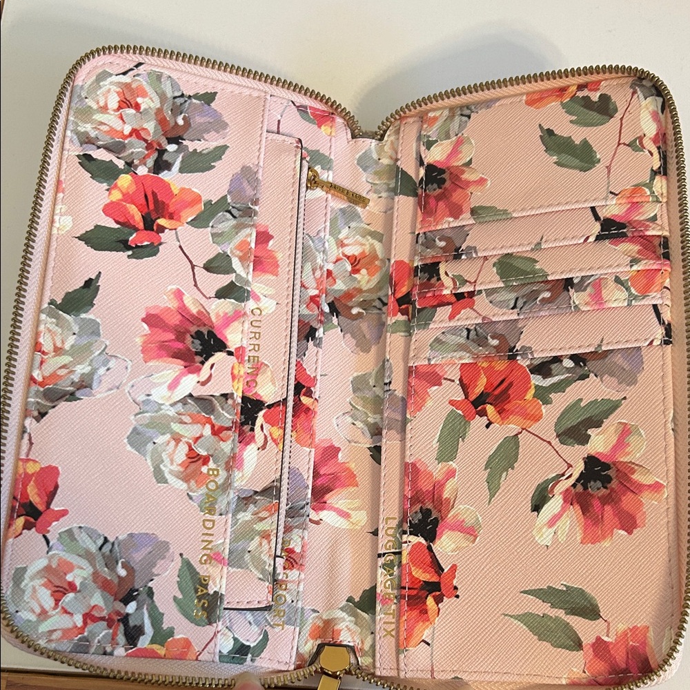 Love & Lore Awesome Passprt Travel Floral Zip-Around Wallet - Pink
